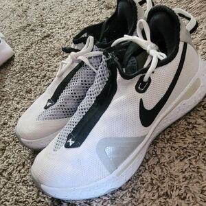 Nike Pg 4 White and Black Athletic Sneakers